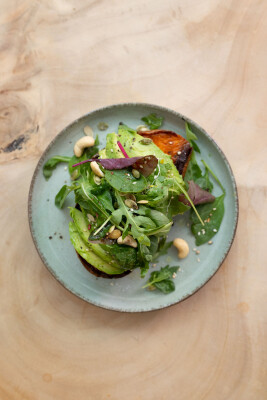 Grilled Süßkartoffel mit Avocado